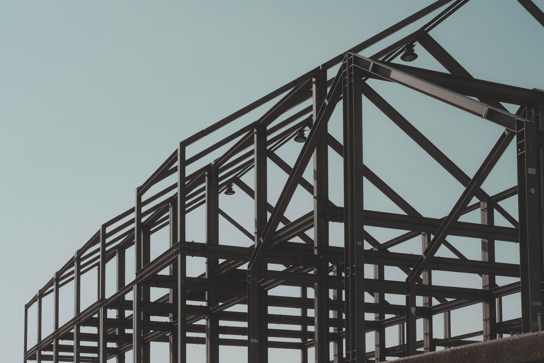 Steel superstructure detailing for the marine environment